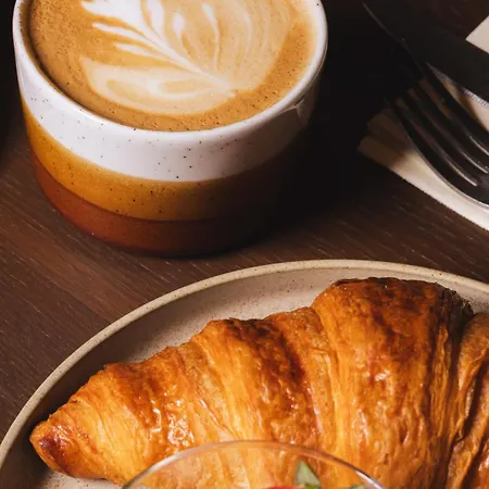 V Oosterpark Szálloda 4*