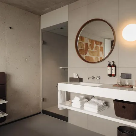 酒店 V Oosterpark 4*