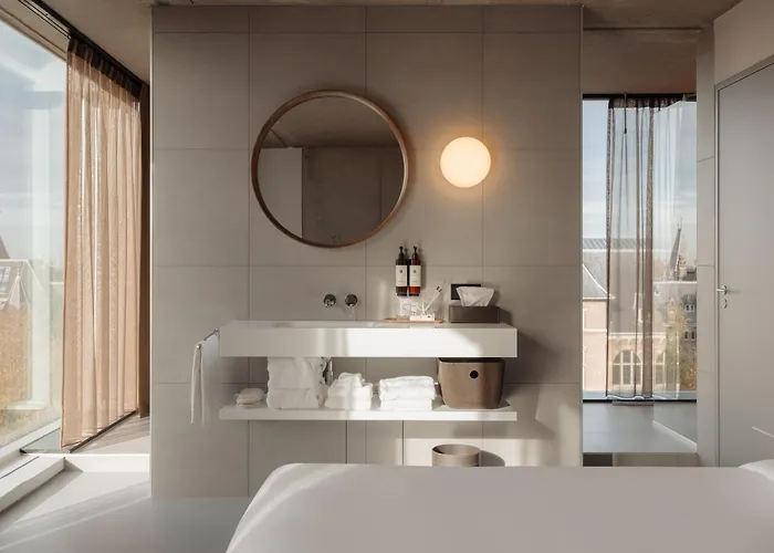 فندق V Oosterpark